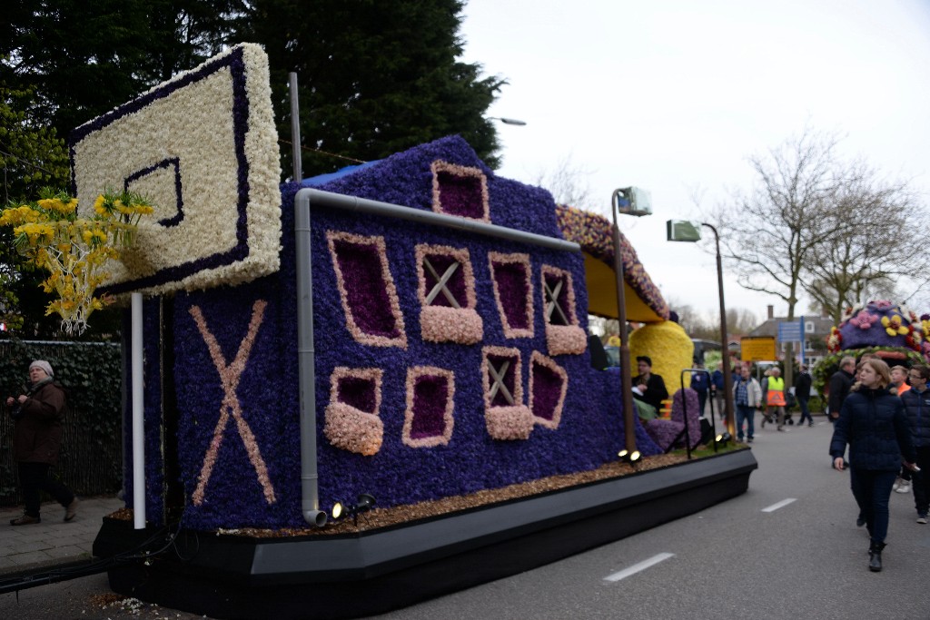 ../Images/Bloemencorso Noordwijkerhout 064.jpg